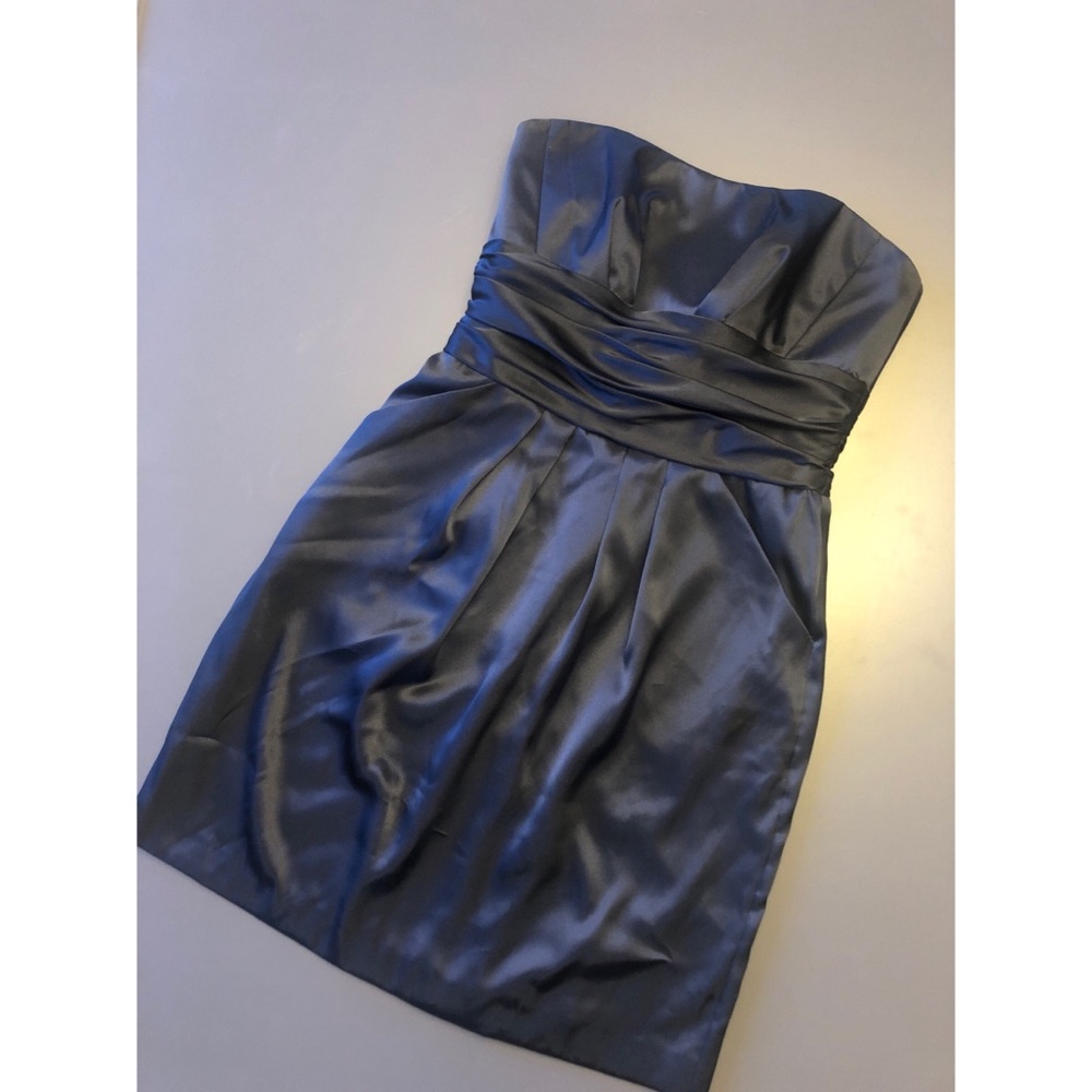 Navy strapless dress